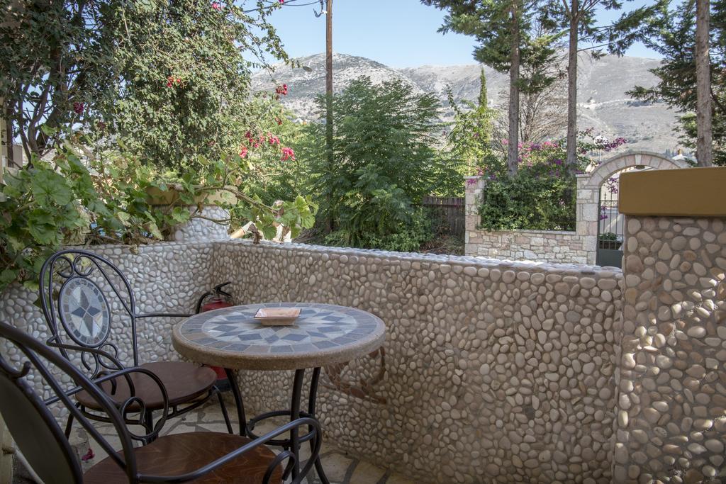 Greka Ionian Suites Agia Efimia Exterior foto