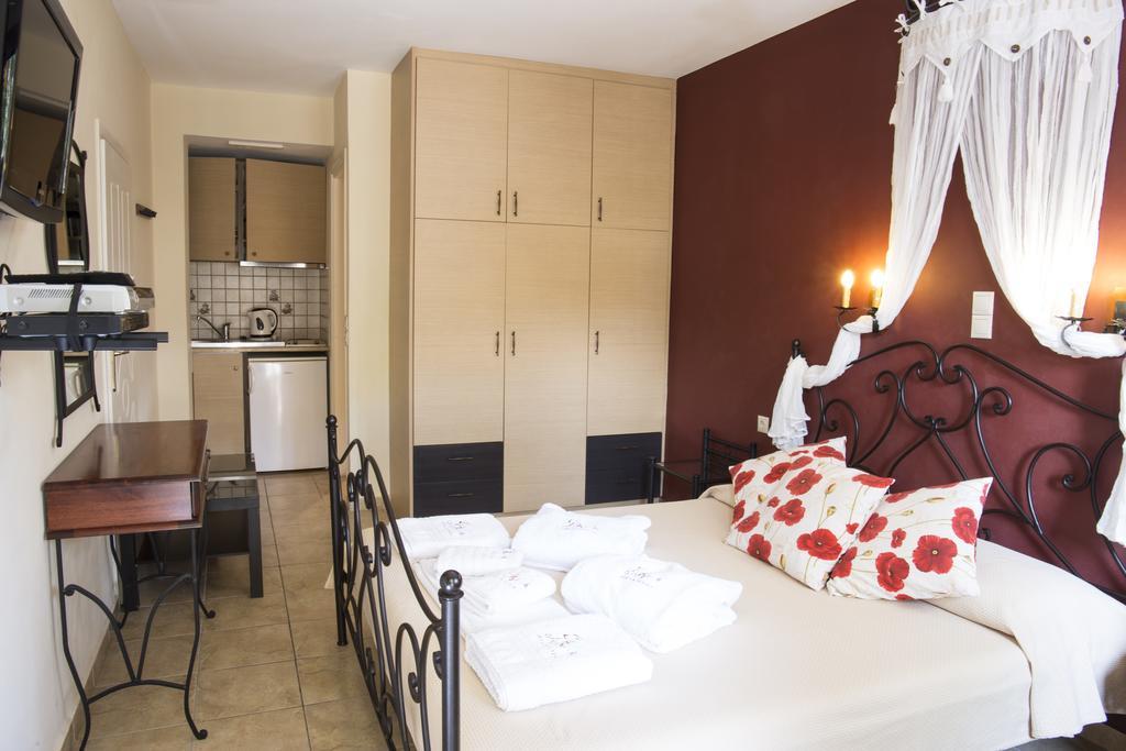 Greka Ionian Suites Agia Efimia Exterior foto