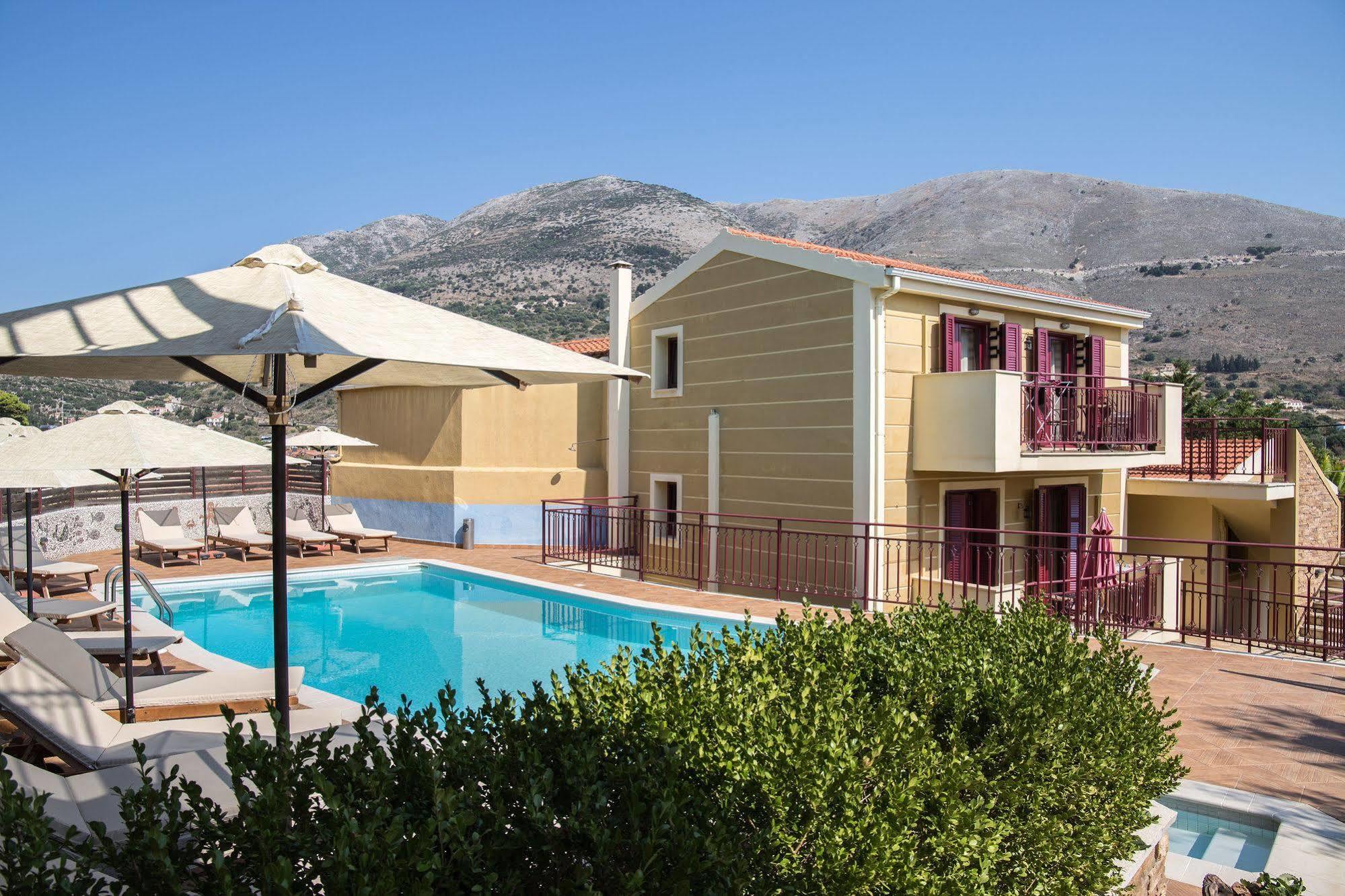 Greka Ionian Suites Agia Efimia Exterior foto