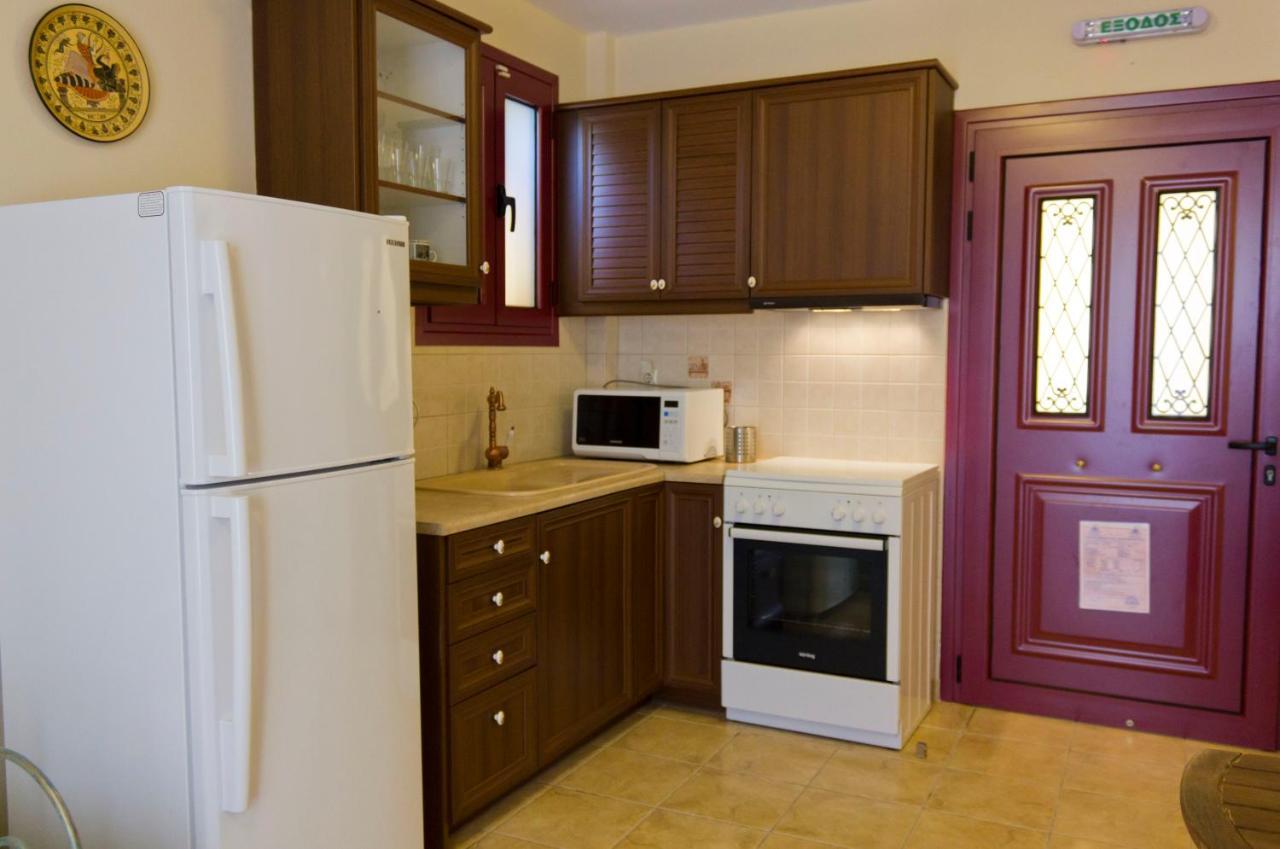 Greka Ionian Suites Agia Efimia Exterior foto