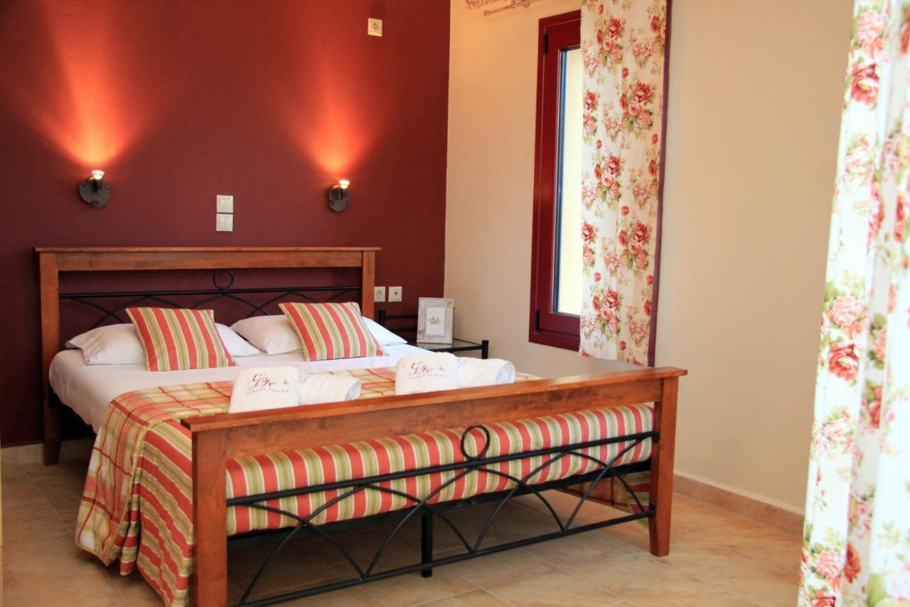 Greka Ionian Suites Agia Efimia Exterior foto